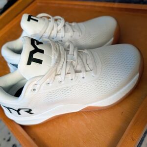 TYR CXT-2 Elite White and Tan